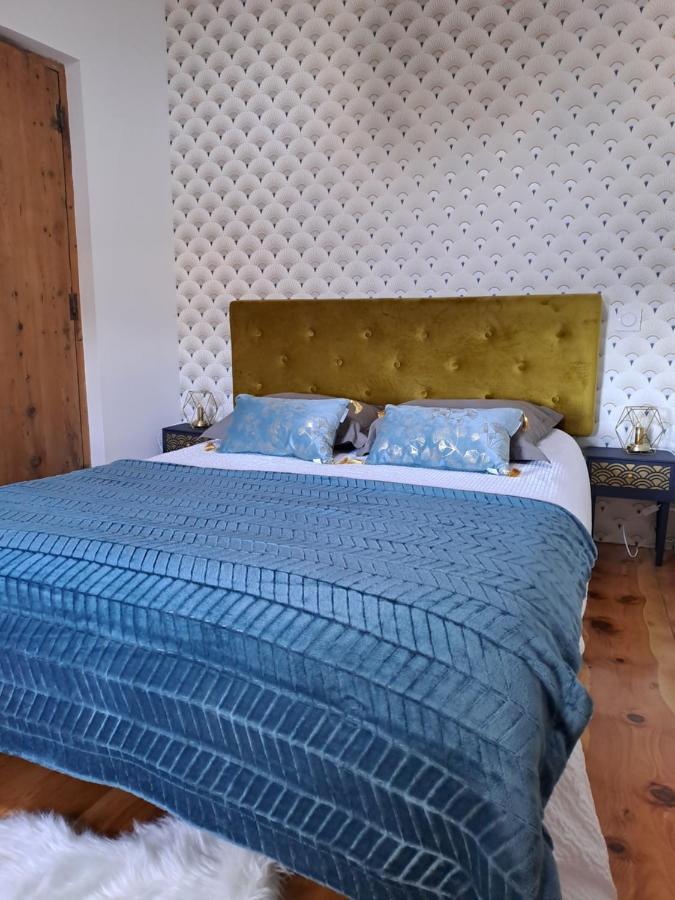 Bed and Breakfast Le Grenier Des Moineaux Фон-Ромё Экстерьер фото